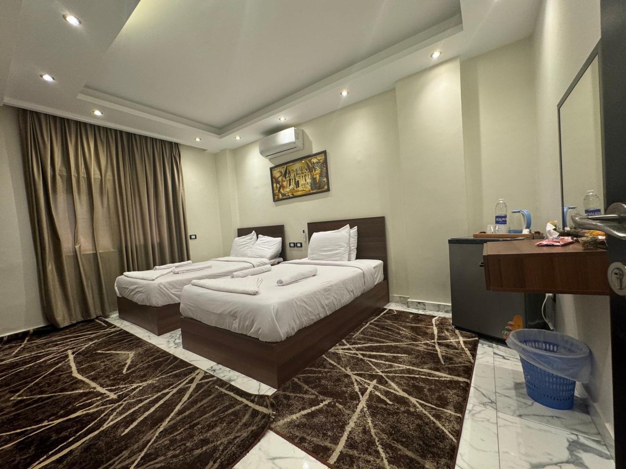 Unique Pyramids Boutique Inn Kafrat al Jabal Екстер'єр фото