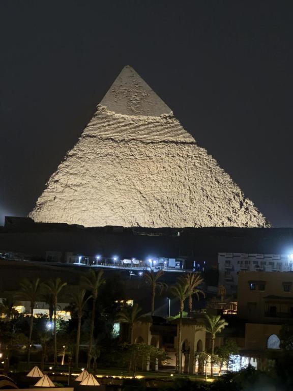 Unique Pyramids Boutique Inn Kafrat al Jabal Екстер'єр фото