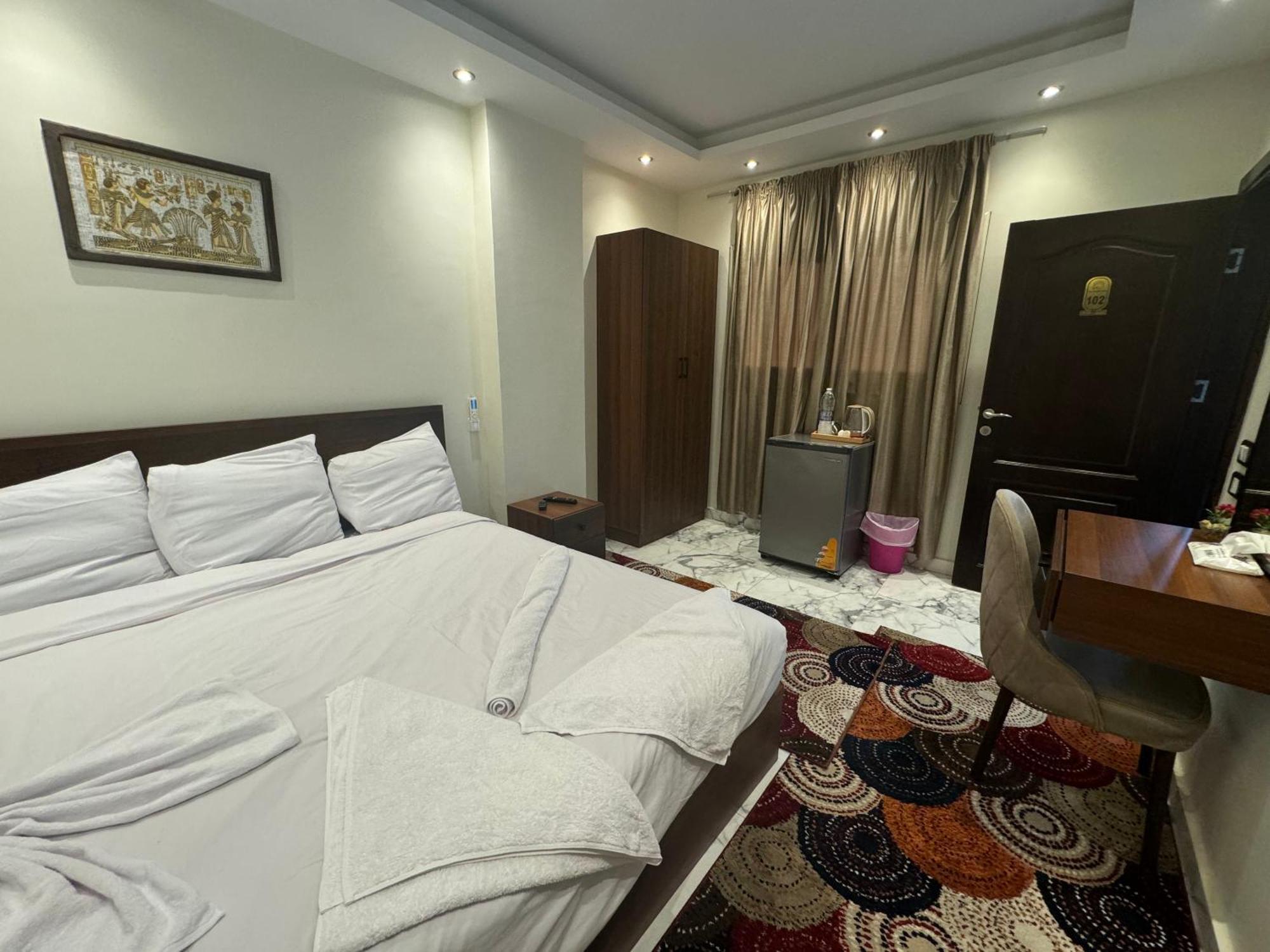 Unique Pyramids Boutique Inn Kafrat al Jabal Екстер'єр фото