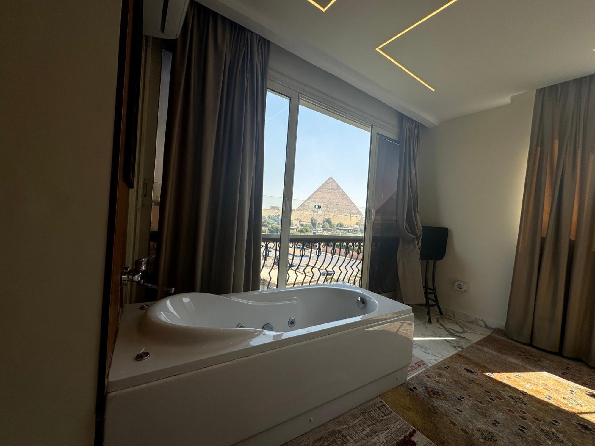 Unique Pyramids Boutique Inn Kafrat al Jabal Екстер'єр фото